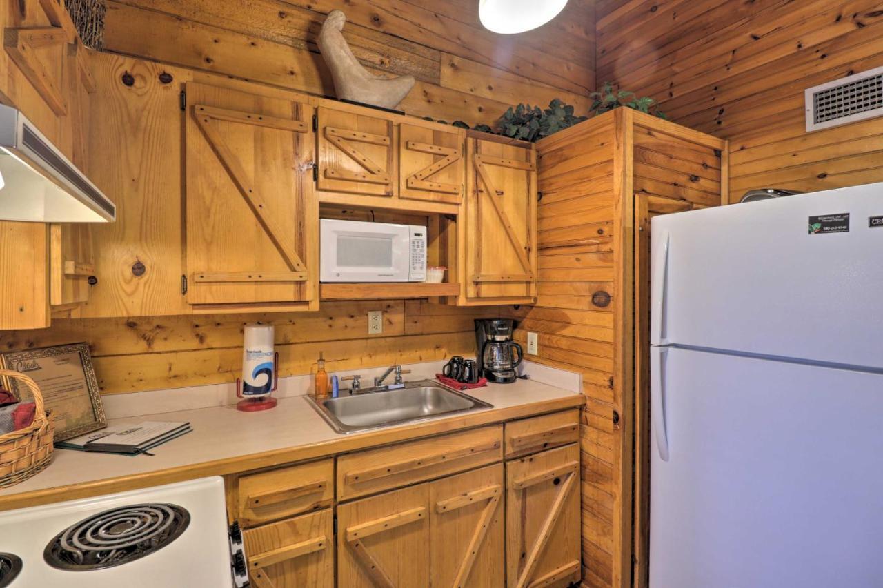 Peaceful Cabin With Hot Tub - Near Broken Bow Lake! Stephens Gap Екстериор снимка
